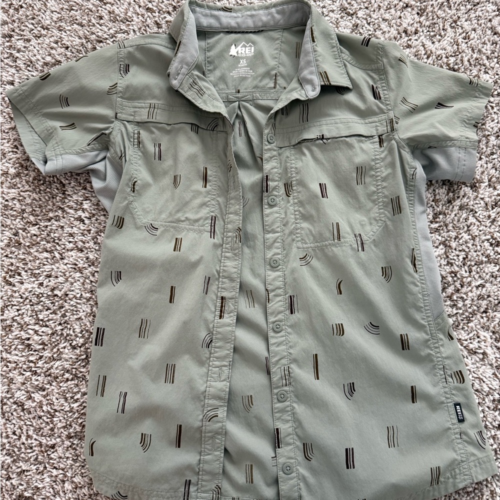 REI wilderness button down